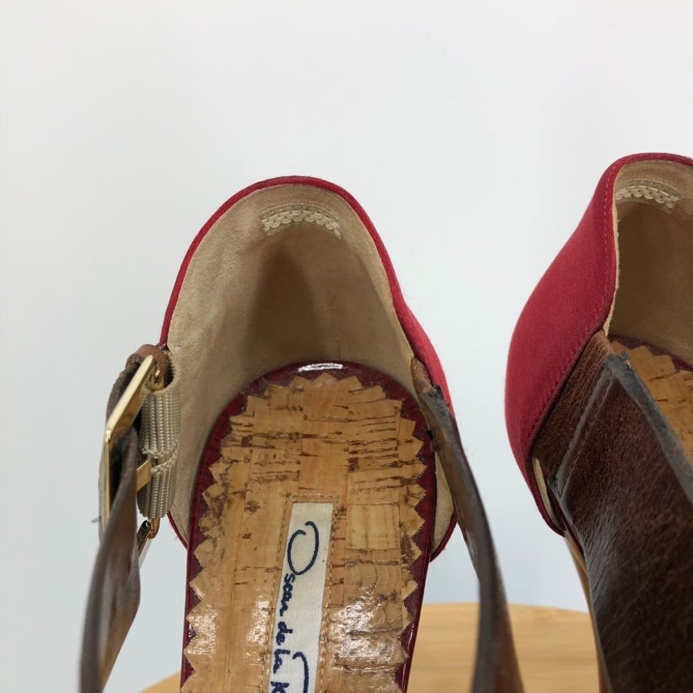 Oscar De La Renta Red Satin Brown patent leather buckle Platform Stilettos 37 - Picture 10 of 14